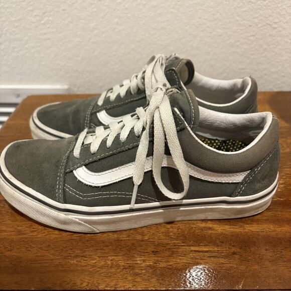 Vans Old Skool Shoes Mens Sz 5.5 Womens 7 Olive Green Suede Canvas Skate Casual - Picture 1 of 9